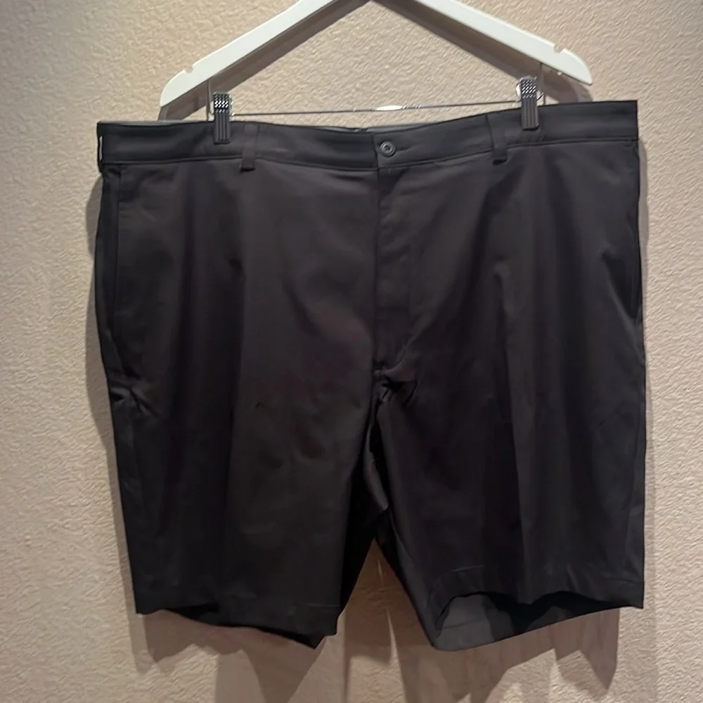 New Ben Hogan Men’s Black Performance Golf Shorts Size 46 NWT